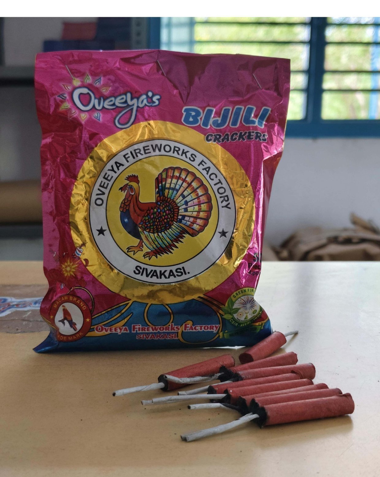 RED BIJILI (100 Pcs)